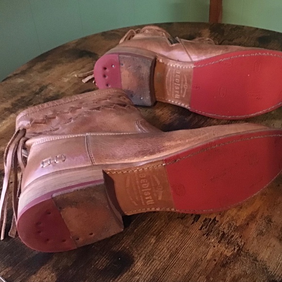 Bed Stu Craven - Like New - Picture 8 of 16